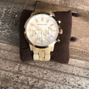 Micheal Kors tortoise shell watch